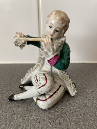 Vintage victorian style - 3.75",