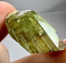 34 CT Sphene crystal From