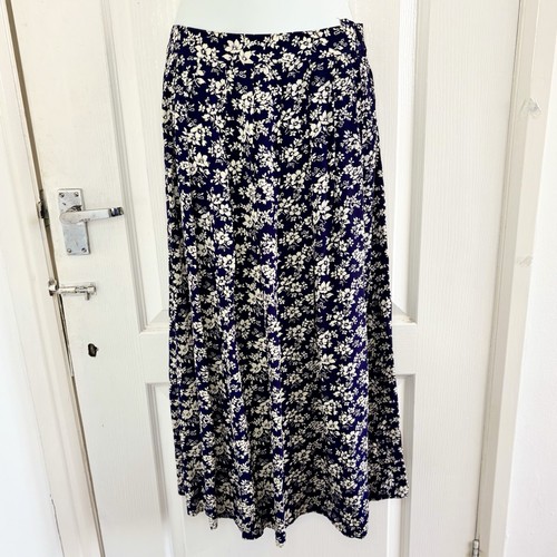 Laura ashley vintage midi - ashley,