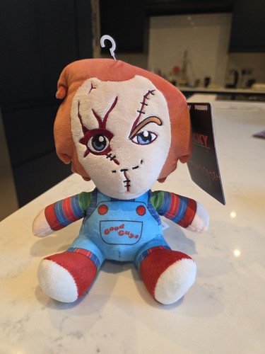 Chucky doll plush kidrobot - chucky,