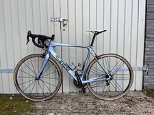 Cinelli VBO Blue Road Bike Campagnolo Chorus 11 groupset + Exposure Lights 