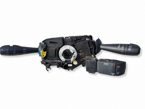 Dacia sandero 2011 wiper turn - dacia,