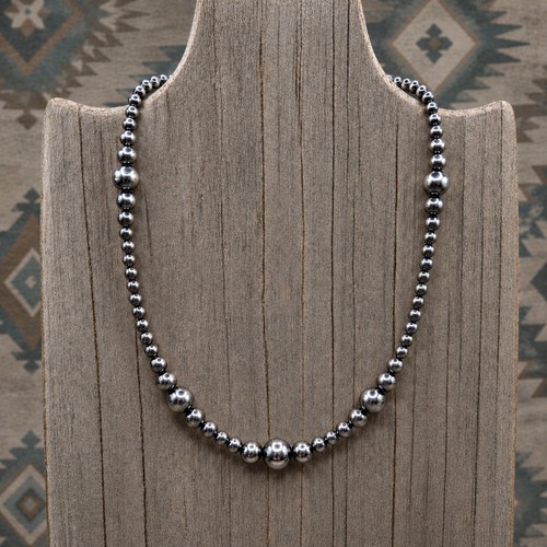 Graduated navajo pearl style - navajo,