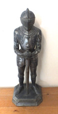 (Ref. 3016) Vintage pewter Knight figure