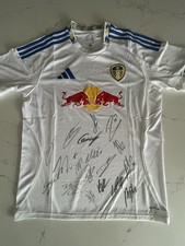 SIGNED LEEDS UNITED FC PREMIER