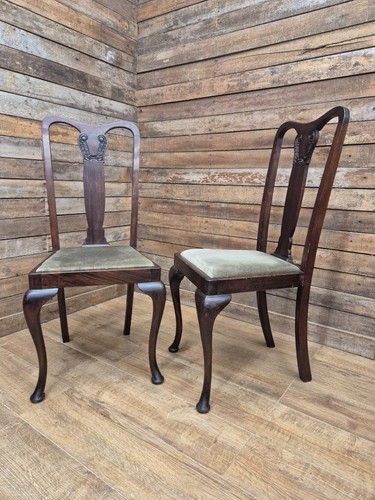 Pair mahogany queen - queen, anne