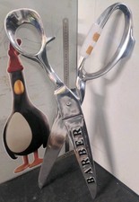 GIANT SCISSORS ADVERTISING