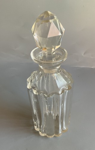 Vintage ribbed glass perfume - ribbed,