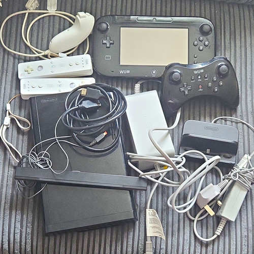 Large nintendo wii 32gb - wii,