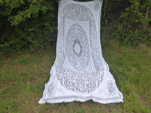 Vintage cotton lace bedspread - cotton,