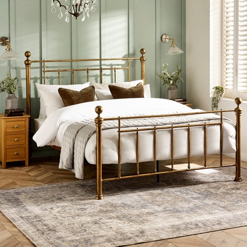 Julian bowen aurealia brass - aurealia,