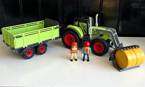 Playmobil green farm tractor - green,