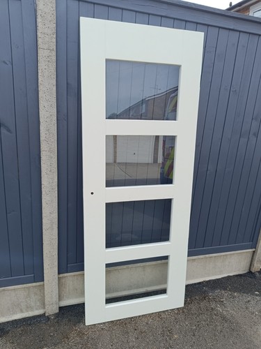 Solid wood glass internal - &,