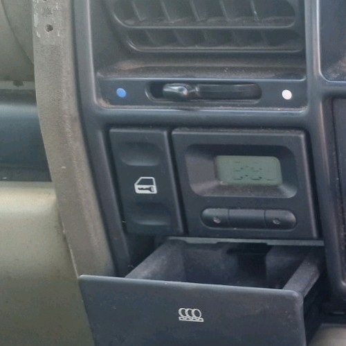 Land rover discovery - 2,