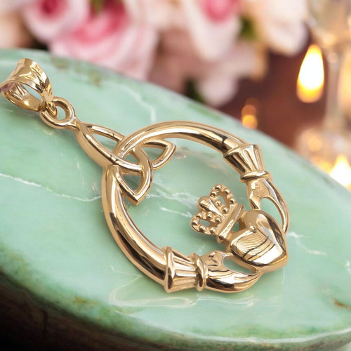 14k yellow gold irish claddagh - 14k,
