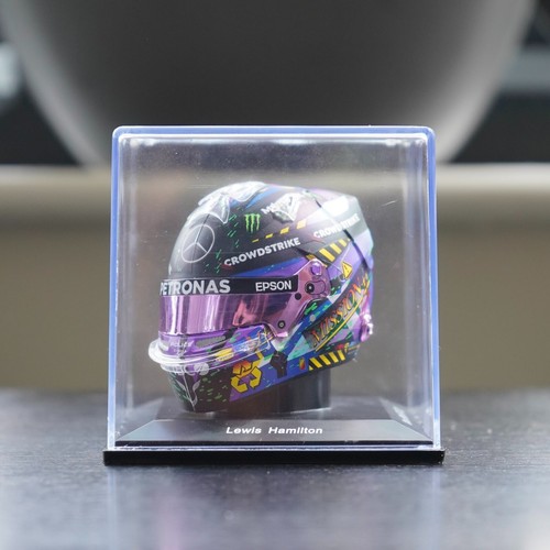 Spark lewis hamilton - spark, 1/5