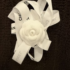 CHANEL WHITE CAMELLIA GIFT