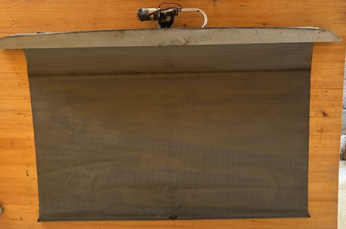 Electric rear blind - , for