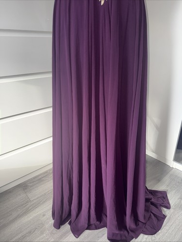 Beautiful and elegant - beautiful,