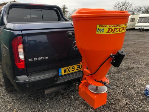 Spreader salt sand grit - salt,