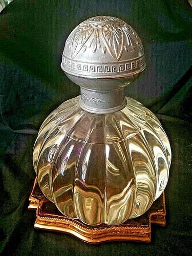 Vtg giant factice perfume - giant,