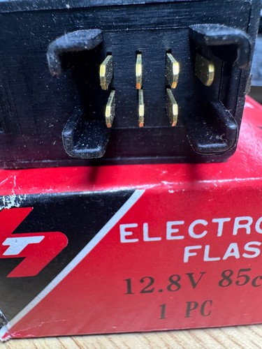 Indicator flasher relay - flasher, for