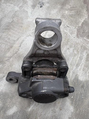 Gsxr750 rear break - gsxr750, calliper