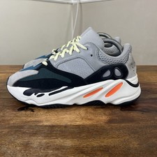 Adidas Yeezy Boost 700 Wave