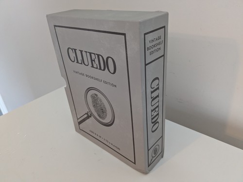 Cluedo board game vintage - cluedo,
