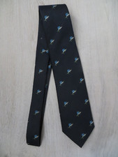 DRAKES EMBROIDERED FISH 100% SILK TIE HAND MADE NEW WITH TAG