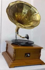 Vinatge Working HMV Gramophone