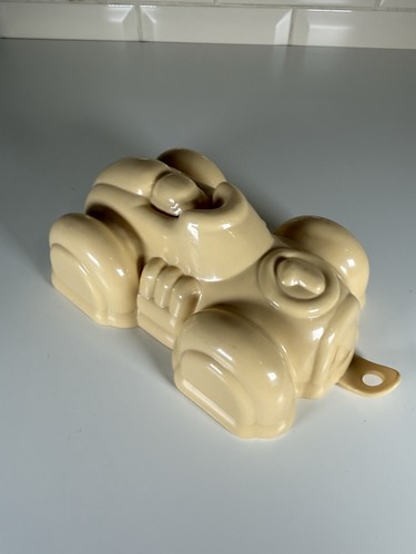 Vintage plastic car jelly - plastic,