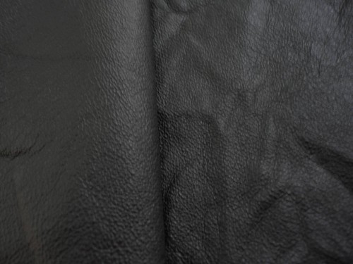 Jet black coated pigskin - jet,