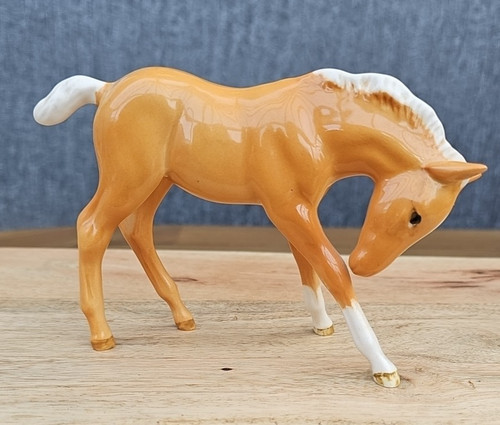 Vintage beswick palomino foal - beswick,