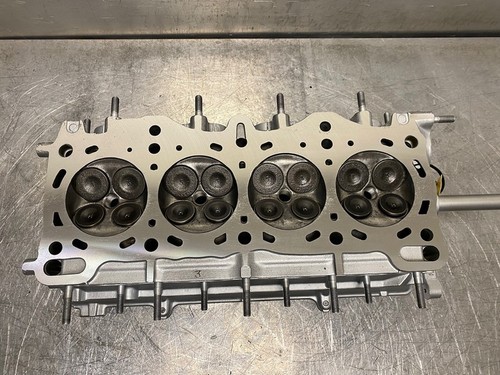 Reconditioned cylinder head - reconditioned,