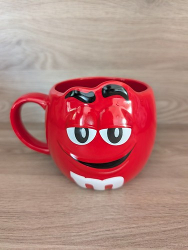 Red character mug 3d - red,