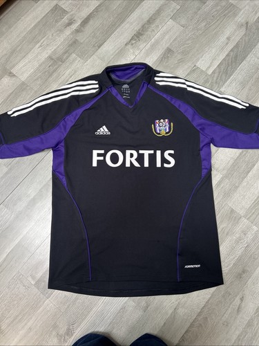 Official anderlecht - official, r.s.c.