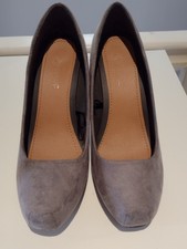 Grey Women's Faux Suede Heel