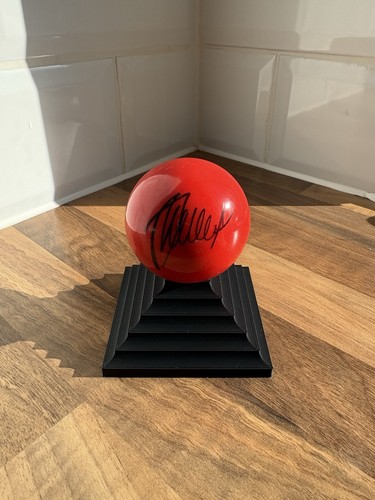 Modern snooker ball display - modern,