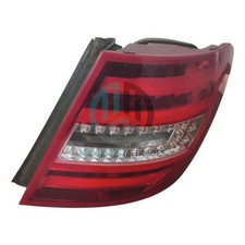 MERCEDES-BENZ C Class W204