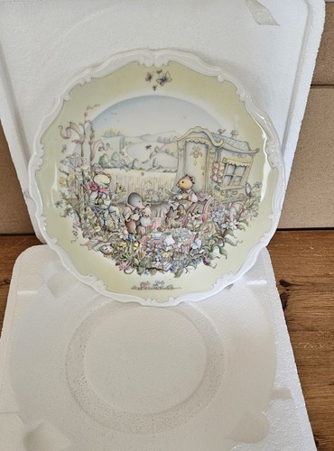 Royal doulton wind - wind, in