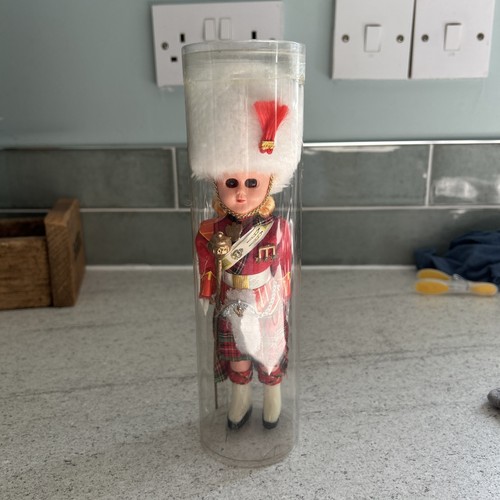 Vintage scottish soldier doll - vintage,