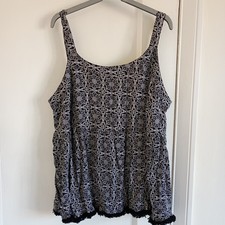 Bonmarche Black and White