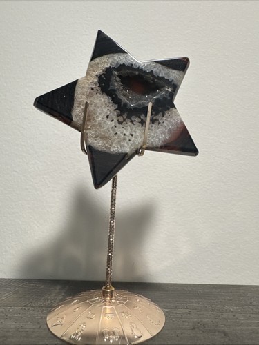 Druzy sardonyx crystal star - crystal, on