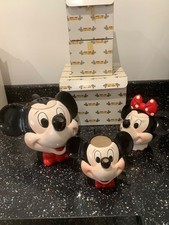 Mickey Mouse & Minnie Mouse