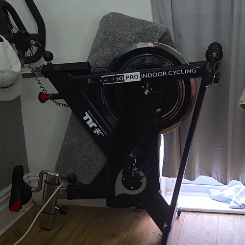 Jll ic300 pro - jll, cycling