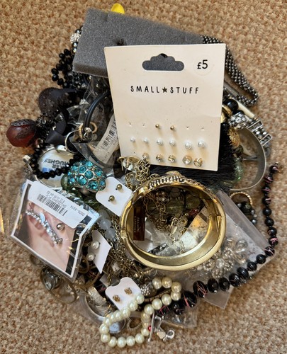 Jewellery job lot 1kg vintage - jewellery,