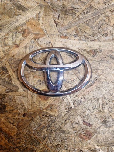Toyota verso automakers - toyota,