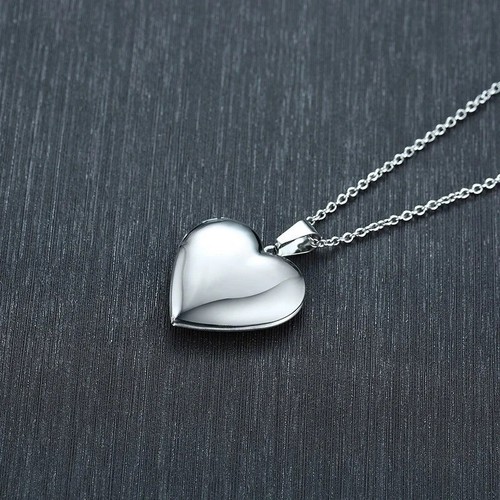 Stainless steel locket - stainless,