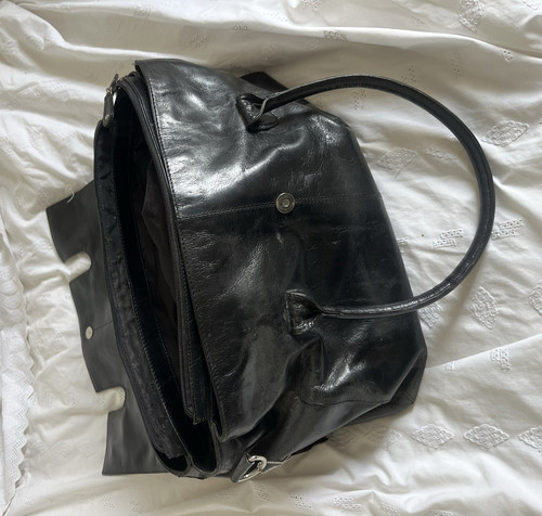 Catwalk black leather tote